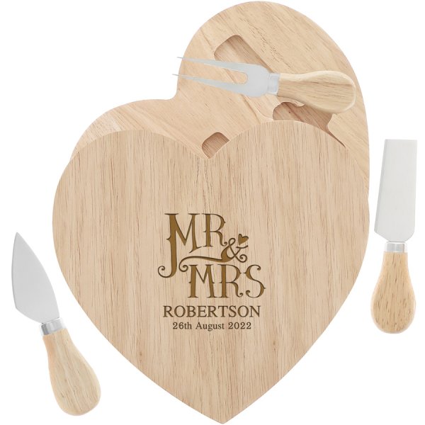 Engraved Dotty Mr and Mrs Wooden Heart Cheeseboard Set